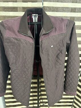 Lacoste Women’s Sz42 (Large/see measurements Devanlay Coat Maroon  quilted front